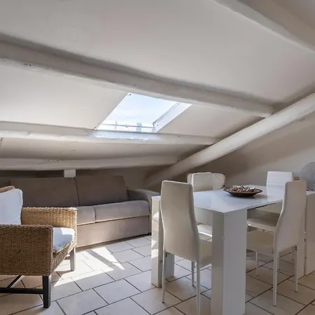 Apartman Eclissi Sul Mare Mansarda 30mt Dal Mare *