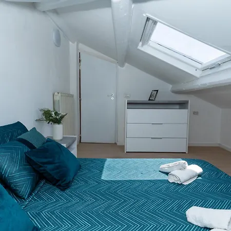 Eclissi Sul Mare Mansarda 30mt Dal Mare Apartman *