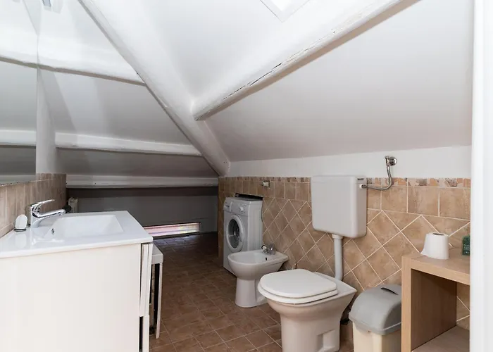 Eclissi Sul Mare Mansarda 30mt Dal Mare アパート リミニ